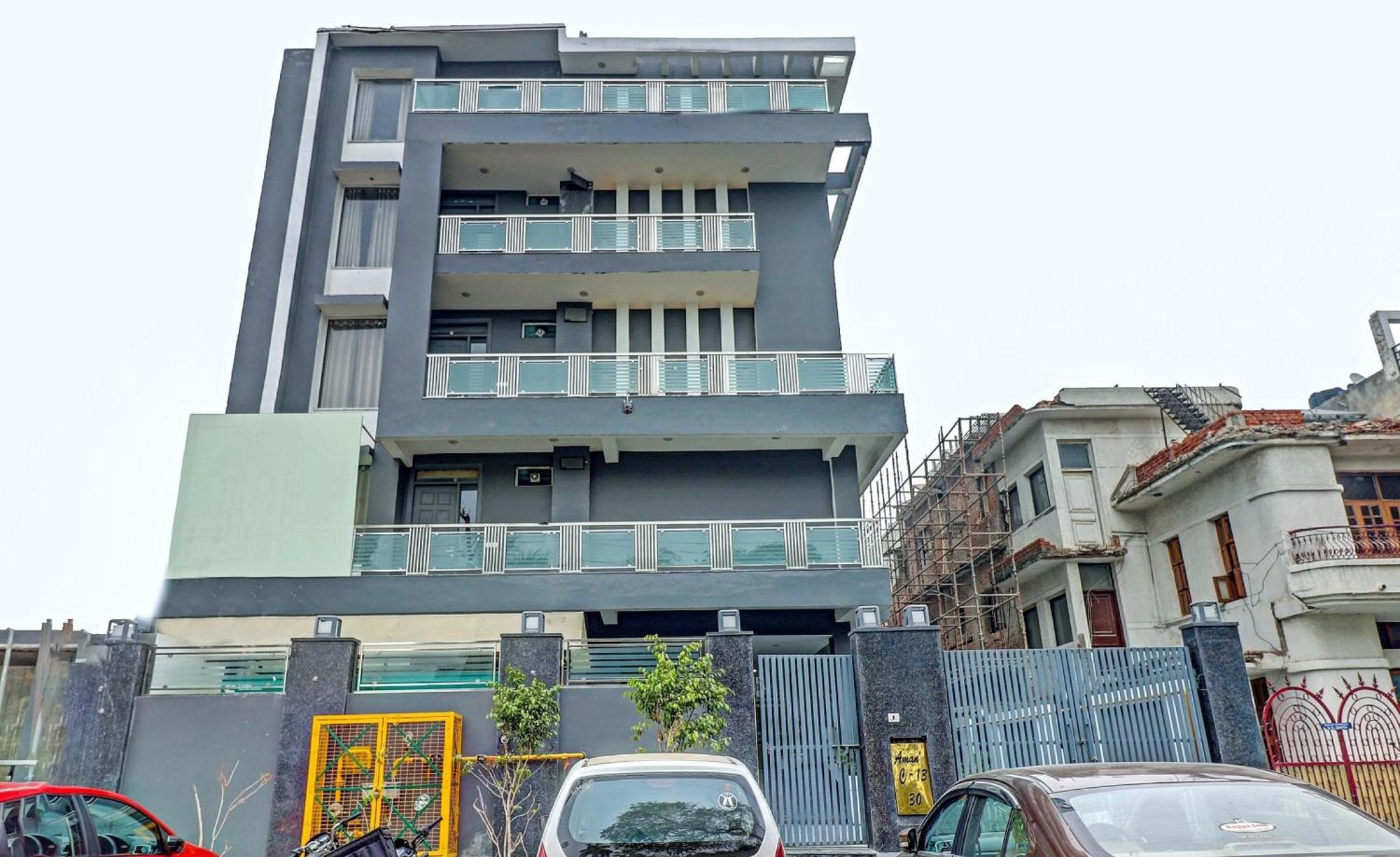 Townhouse Sector 30 Near Botanic Garden Of Indian Republic Hotel Noida Exterior photo